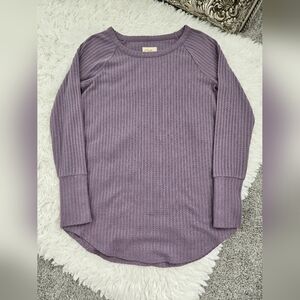 Chaser Size Medium Long Sleeve Waffle Knit Thermal Tunic Top Pullover. Purple.